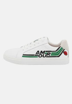 Simone Retro Amour